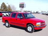 2001 Victory Red Chevrolet S10 LS Crew Cab 4x4 #43990608