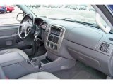 2005 Ford Explorer XLT 4x4 Dashboard