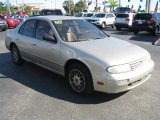 1997 Platinum Metallic Nissan Altima GXE #44089234