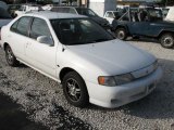 1999 Nissan Sentra Cloud White