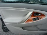 2010 Toyota Camry XLE Door Panel