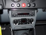 2006 Audi TT 1.8T Coupe Controls
