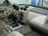 2010 Mercury Mariner V6 Dashboard