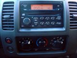 2007 Nissan Frontier SE King Cab Controls