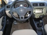 2011 Volkswagen Jetta SEL Sedan Dashboard