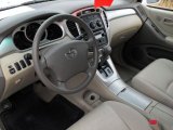2005 Toyota Highlander I4 Ivory Interior