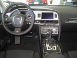 2011 Audi S6 5.2 FSI quattro Sedan Dashboard