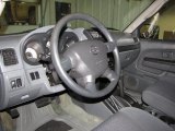 2004 Nissan Frontier XE V6 Crew Cab 4x4 Charcoal Interior