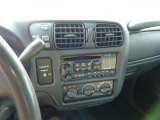 1999 Chevrolet S10 LS Extended Cab 4x4 Controls