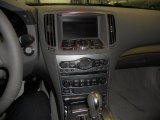 2011 Infiniti G 25 x AWD Sedan Controls