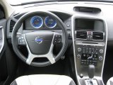 2011 Volvo XC60 T6 AWD R-Design Dashboard
