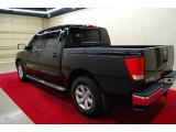 2010 Nissan Titan SE Crew Cab Exterior