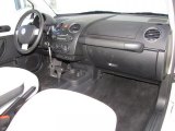 2008 Volkswagen New Beetle Triple White Coupe Dashboard