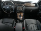 2006 Jaguar X-Type 3.0 Sport Wagon Dashboard