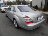 Iridium Silver Metallic Mercedes-Benz S in 2009