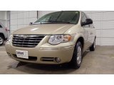 2007 Linen Gold Metallic Chrysler Town & Country Limited #45169630