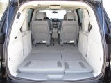 2010 Volkswagen Routan SEL Premium Trunk