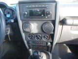 2009 Jeep Wrangler X 4x4 Controls