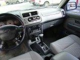 2001 Nissan Frontier SE V6 Crew Cab Gray Interior