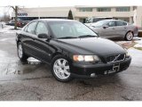 2003 Volvo S60 2.5T AWD Front 3/4 View