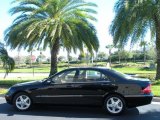 Black Mercedes-Benz S in 2004