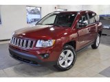 2011 Jeep Compass 2.4 Latitude Front 3/4 View