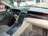 2010 Ford Taurus Limited AWD Dashboard