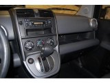 2007 Honda Element LX Controls