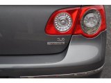 2007 Volkswagen Passat 3.6 4Motion Sedan Marks and Logos