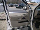 2005 Mercury Mountaineer V8 AWD Door Panel