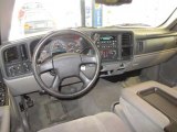 2004 Chevrolet Tahoe LS Dashboard