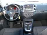 2009 Volkswagen Tiguan SE 4Motion Dashboard