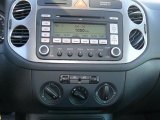 2009 Volkswagen Tiguan SE 4Motion Controls