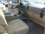 2011 Nissan Titan SV King Cab 4x4 Almond Interior