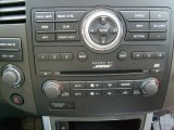 2011 Nissan Pathfinder Silver 4x4 Controls