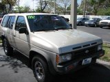 1992 Champagne Pearl Nissan Pathfinder XE #45771045