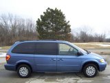 2007 Marine Blue Pearl Chrysler Town & Country LX #4554797