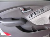 2011 Hyundai Tucson Limited AWD Controls