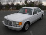 1991 Mercedes-Benz S Class 300 SEL Front 3/4 View