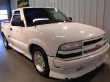 Summit White Chevrolet S10 in 2000