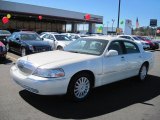 2005 Lincoln Town Car Vibrant White