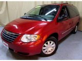 2006 Inferno Red Pearl Chrysler Town & Country Touring #46070504