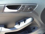 2011 Volkswagen Jetta S Sedan Controls