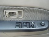 2003 Nissan Frontier XE V6 Crew Cab 4x4 Controls