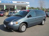 2006 Magnesium Pearl Chrysler Town & Country LX #46183661