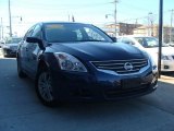 Navy Blue Nissan Altima in 2010