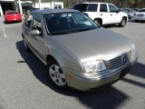 Wheat Beige Metallic Volkswagen Jetta in 2005