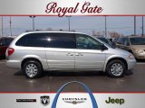 2005 Bright Silver Metallic Chrysler Town & Country Limited #46243727