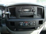 2008 Dodge Ram 1500 SXT Regular Cab Controls