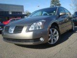 2004 Champagne Mist Metallic Nissan Maxima 3.5 SL #46317992